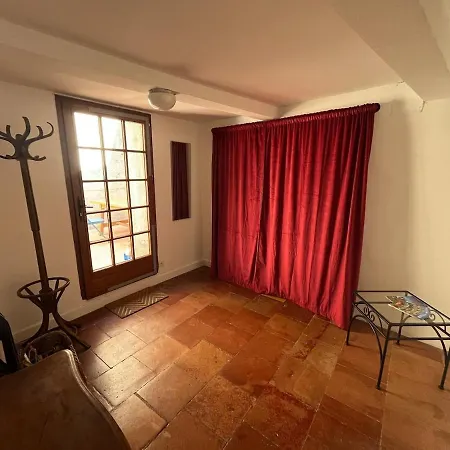 Avec Terrasse Au Pied De La Cite Διαμέρισμα